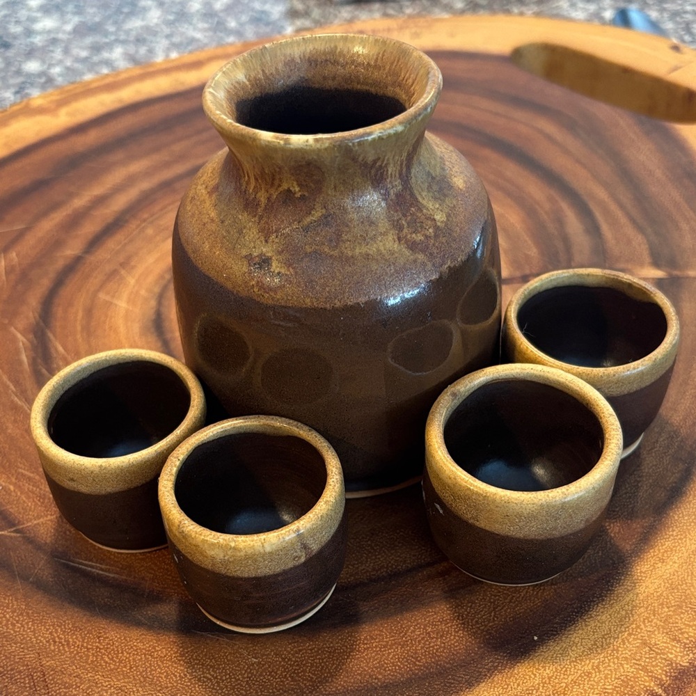 Oak street Pottery Sake Set